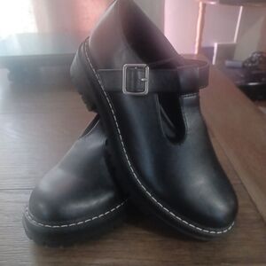 No Boundaries Women's Size 6 color Black